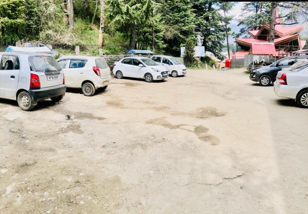 Hadimba Rock Hotel Manali Luaran gambar