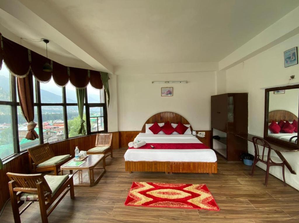 Hadimba Rock Hotel Manali Luaran gambar